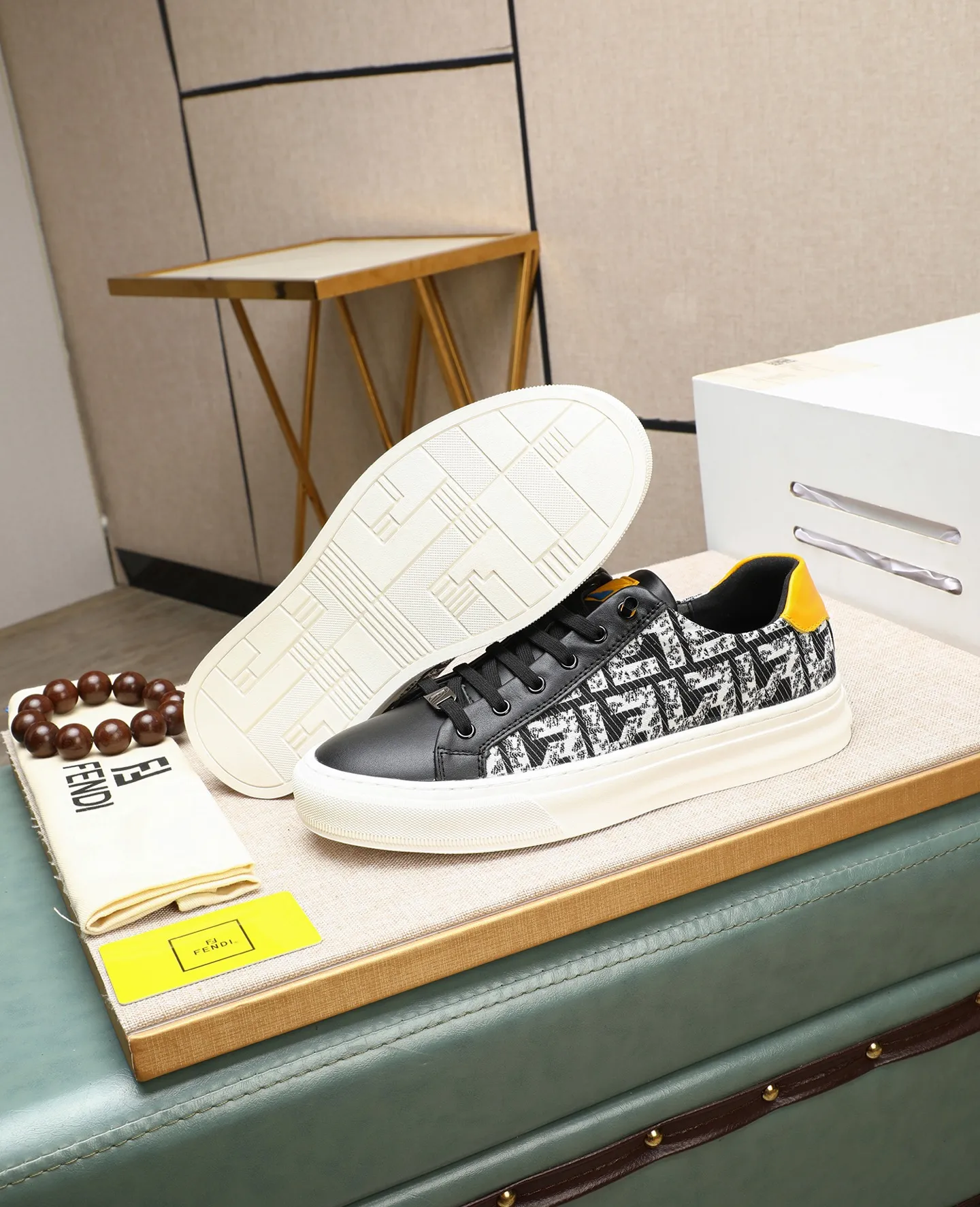 Men's shoes 💰400🕷🕷[FENDI] Fendi fashionable casual men's shoes 🇨🇳Original official website 1:1 model opening, new models are available first 💯Not high-profile but avant-garde, simple About low-key and fashionable, super versatile style 🌿 Made of original cowhide ➕ Pigskin lining 🎋 The version is comfortable on the feet, so rigorous for any small place, and the workmanship is first-class 🍍38-44 Large quantities in stock